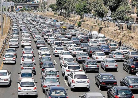 تردد عصرگاهی خودروها در مشهد به نصف رسید